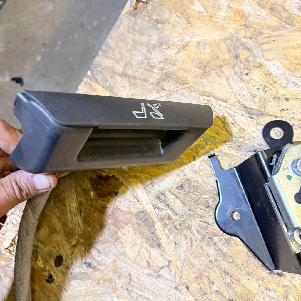 SAAB 93 DRIVERS SIDE REAR SEAT BACK CATCH & HANDLE