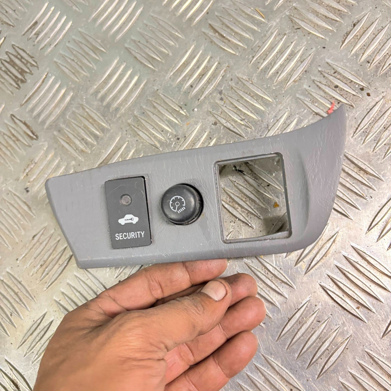 Toyota Rav4 Dash light adjusting switch (2000-2005)
