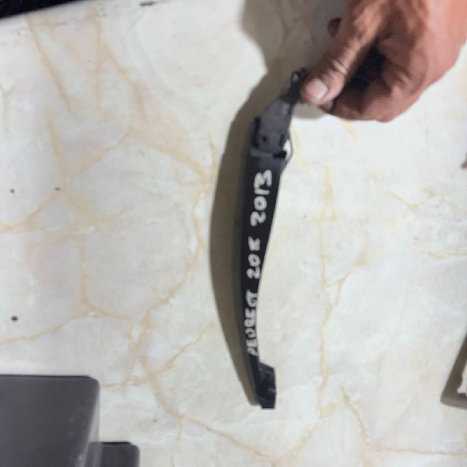 PEUGEOT 208 WIPER ARM 12-20