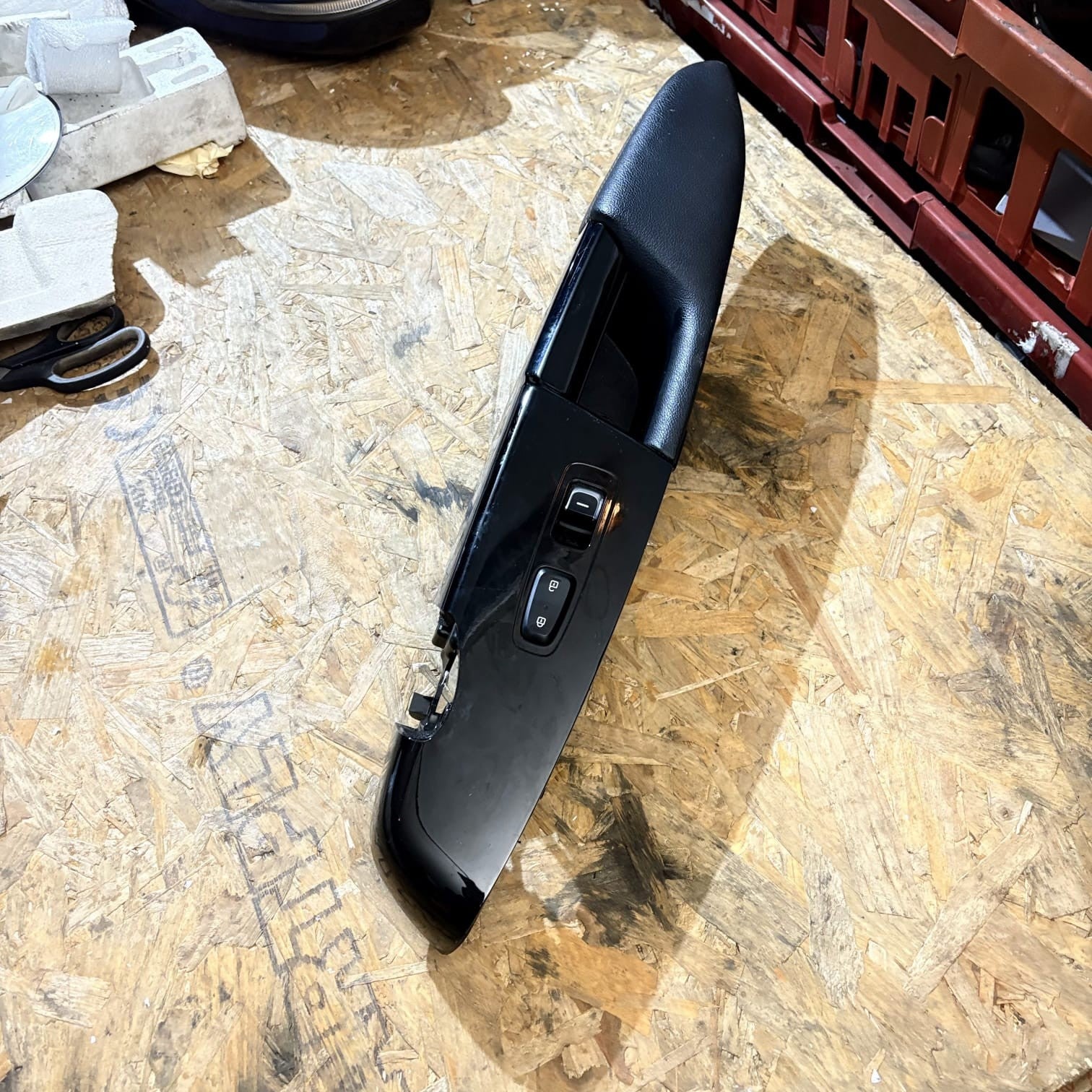 Kia Sportage MK4 QL 2016-2022 Front Left Window Switch 93575-F1520