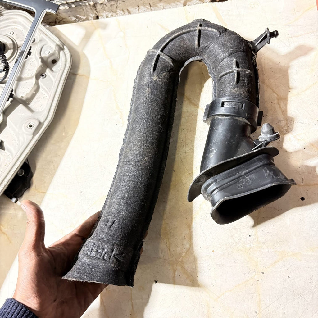 Chevrolet Aveo T300/Sonic 1.4 Turbo Intake Hose/Air Duct 95463566 12-20