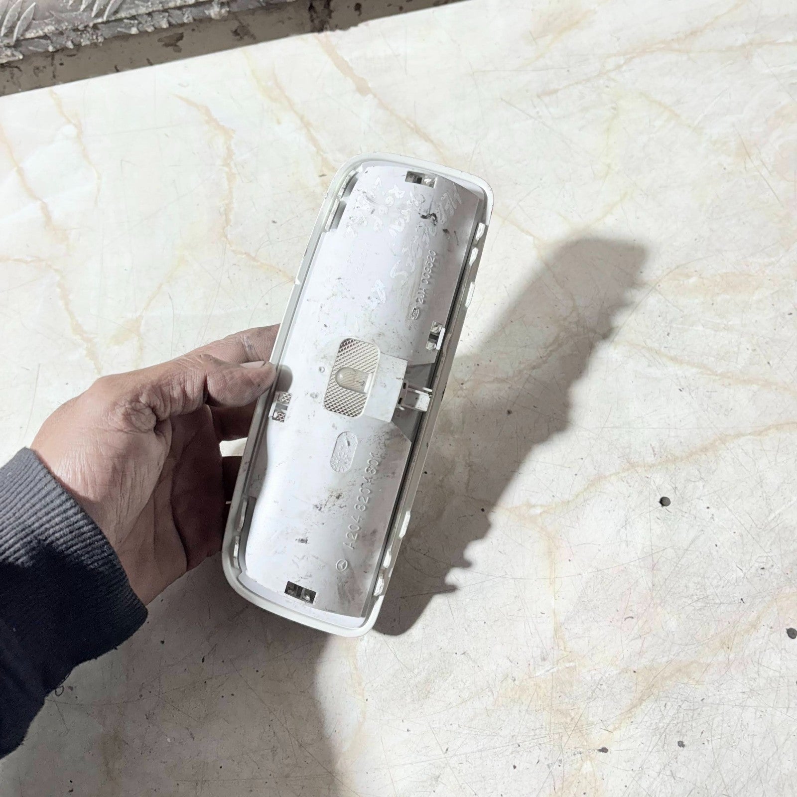 Mercedes-Benz C-Class W204 C204 Interior Reading Light A2048204801  2007-2015