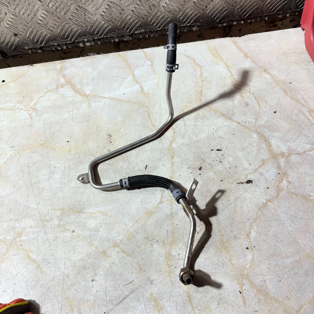 AUDI A3 GOLF SEAT SKODA TURBO PIPE 04L131582B