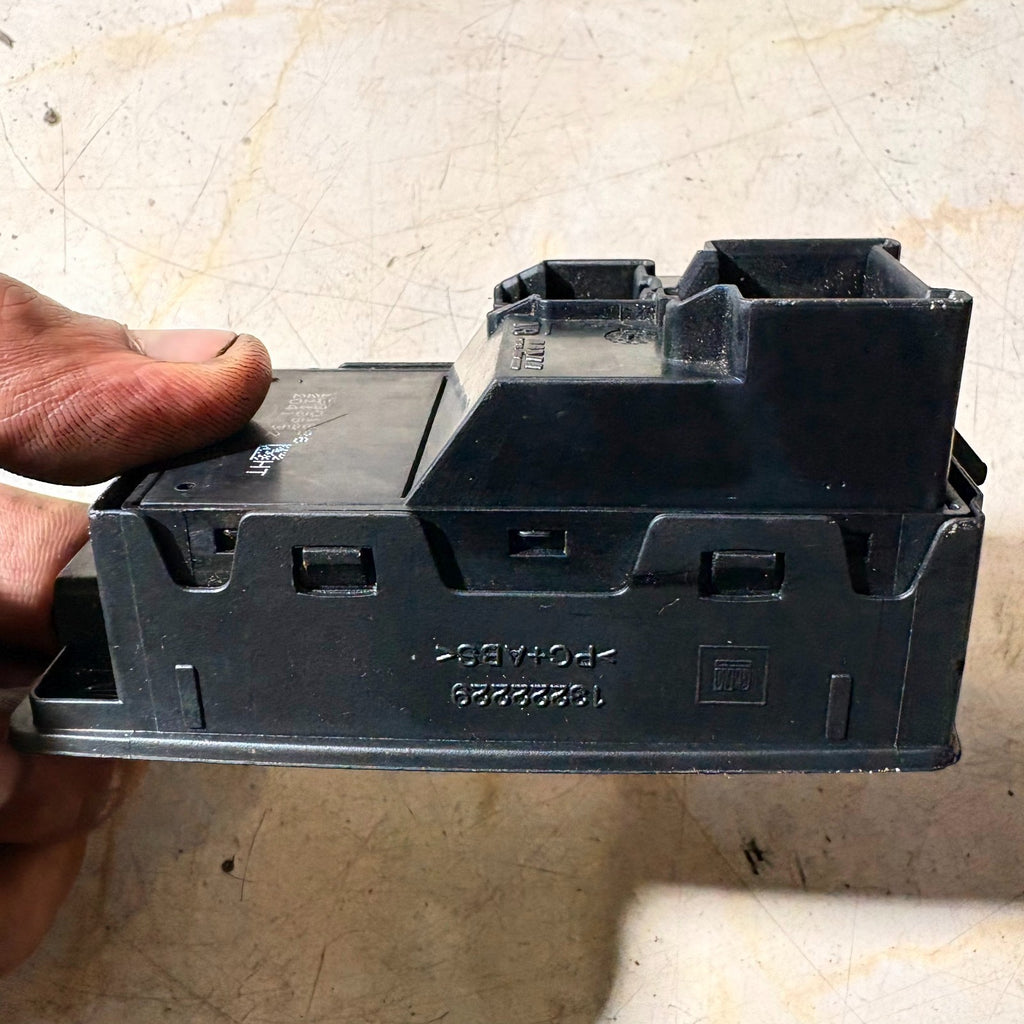 Vauxhall Insignia SRI Mk1 2008-2017 Passenger Front Left Window Switch
