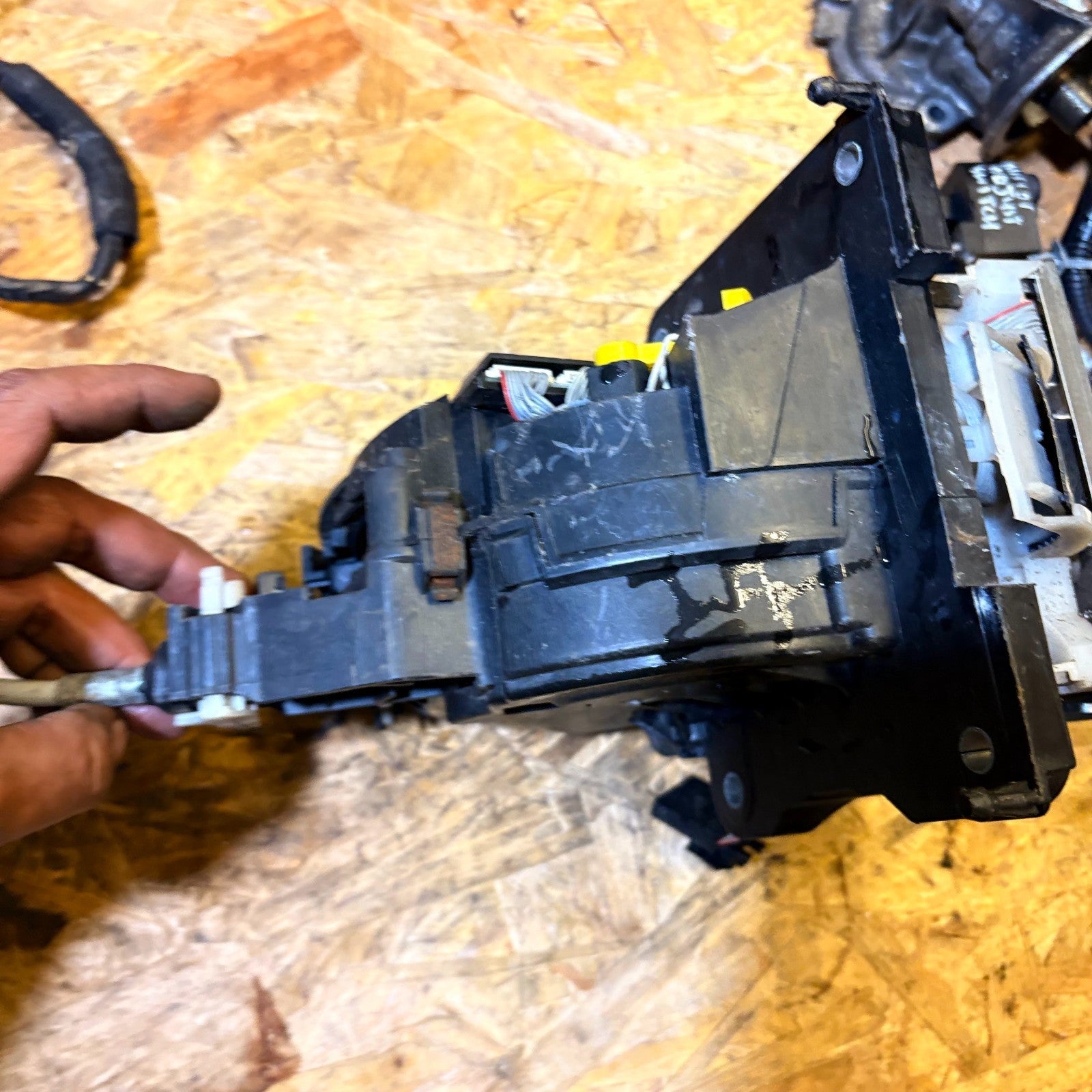VAUXHALL ZAFIRA B MK2 AUTOMATIC GEAR SELECTOR LEVER SHIFTER AF40 32422613