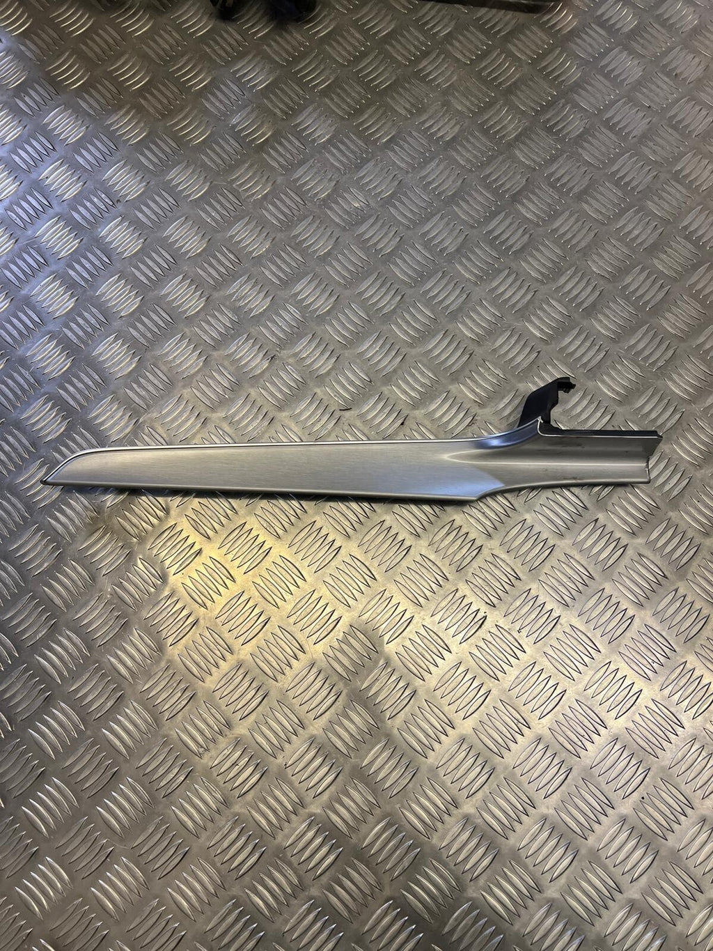MERCEDES BENZ C CLASS W205 DASHBOARD TRIM LEFT PASSENGER SIDE 2015 A2056800771