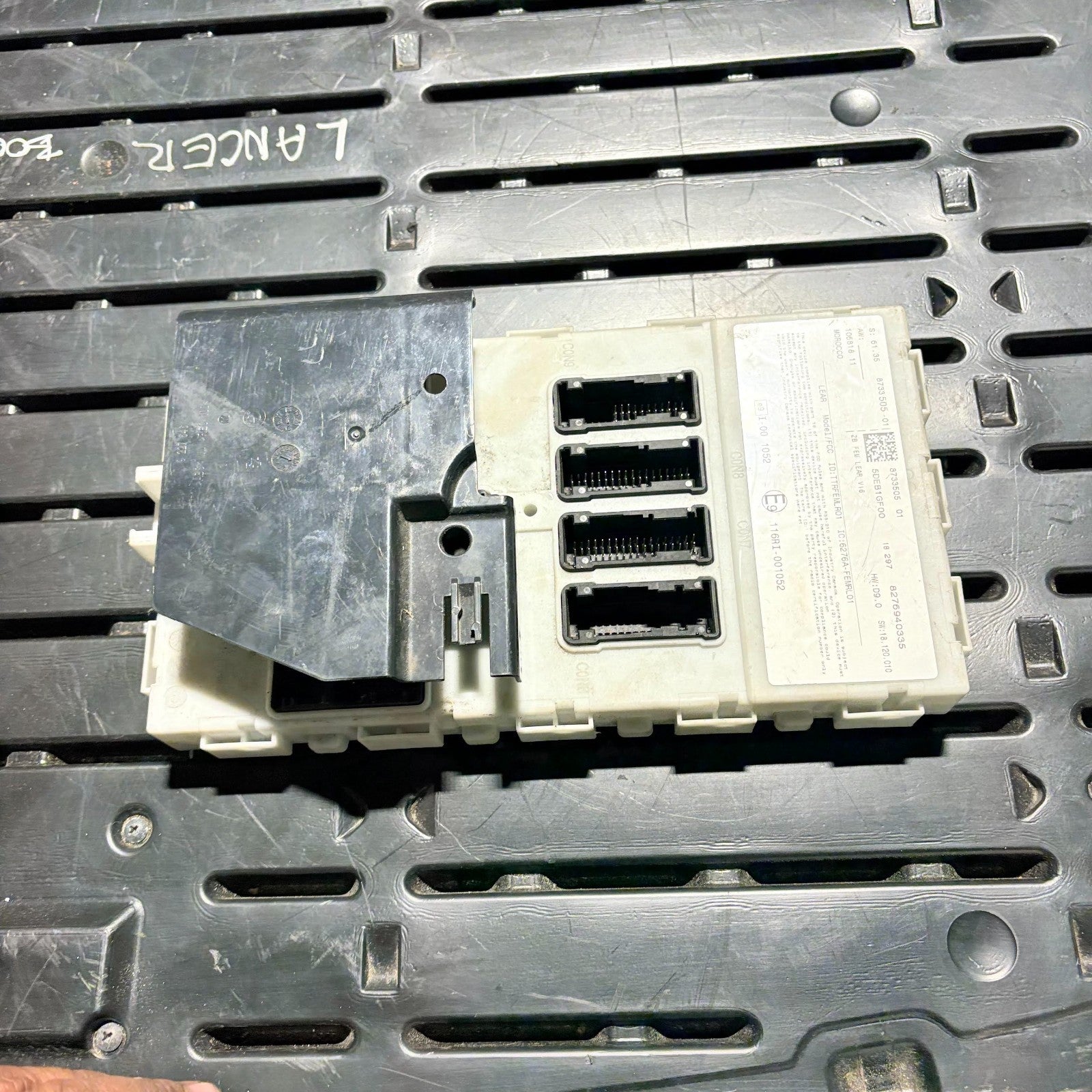 BMW FEM Fuse Box Front Electronic Module 8733505-01 F20 F22 F30 F32 2014-2020