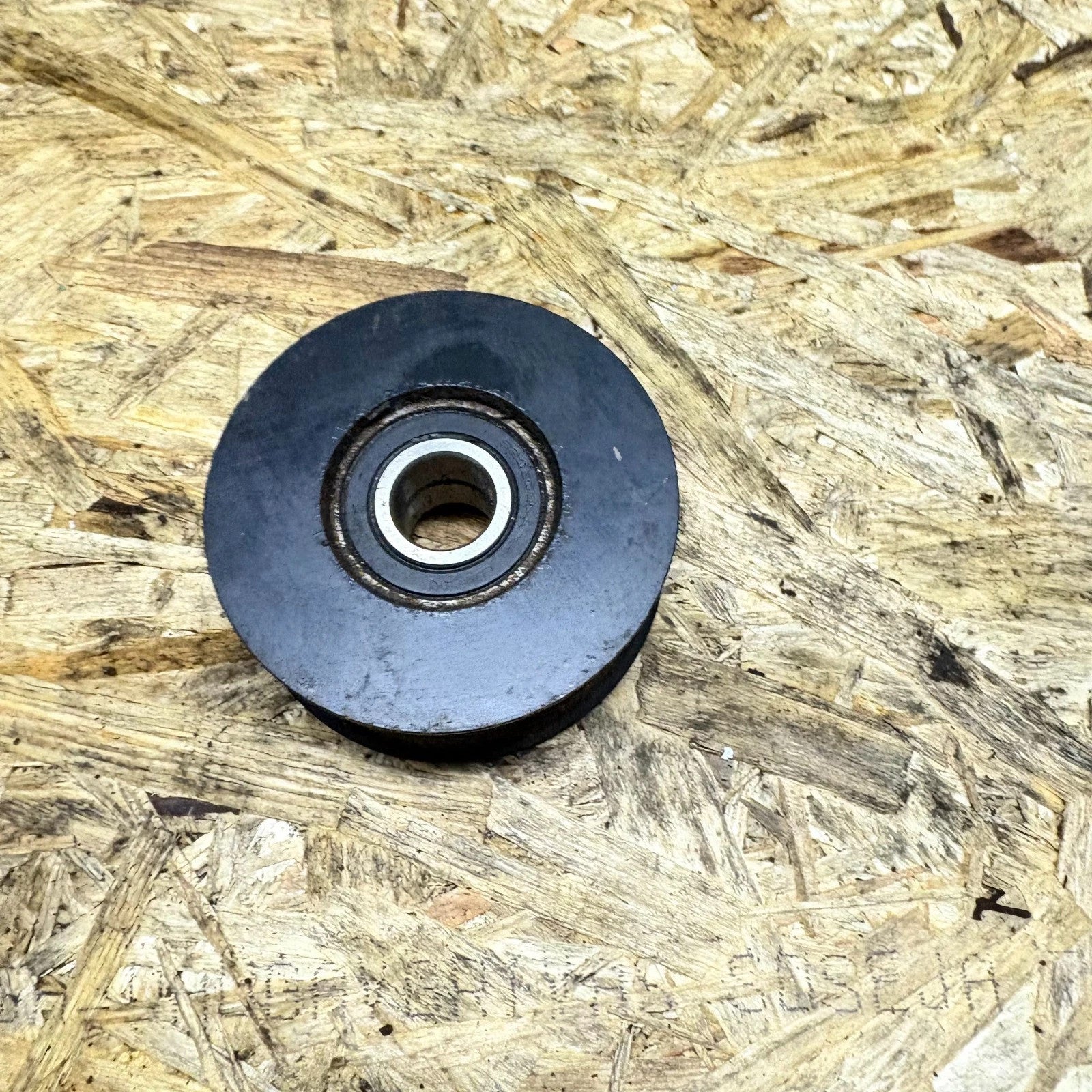 LEXUS iS 200 98-05 POWER STEERING PUMP BELT TENSIONER PULLEY