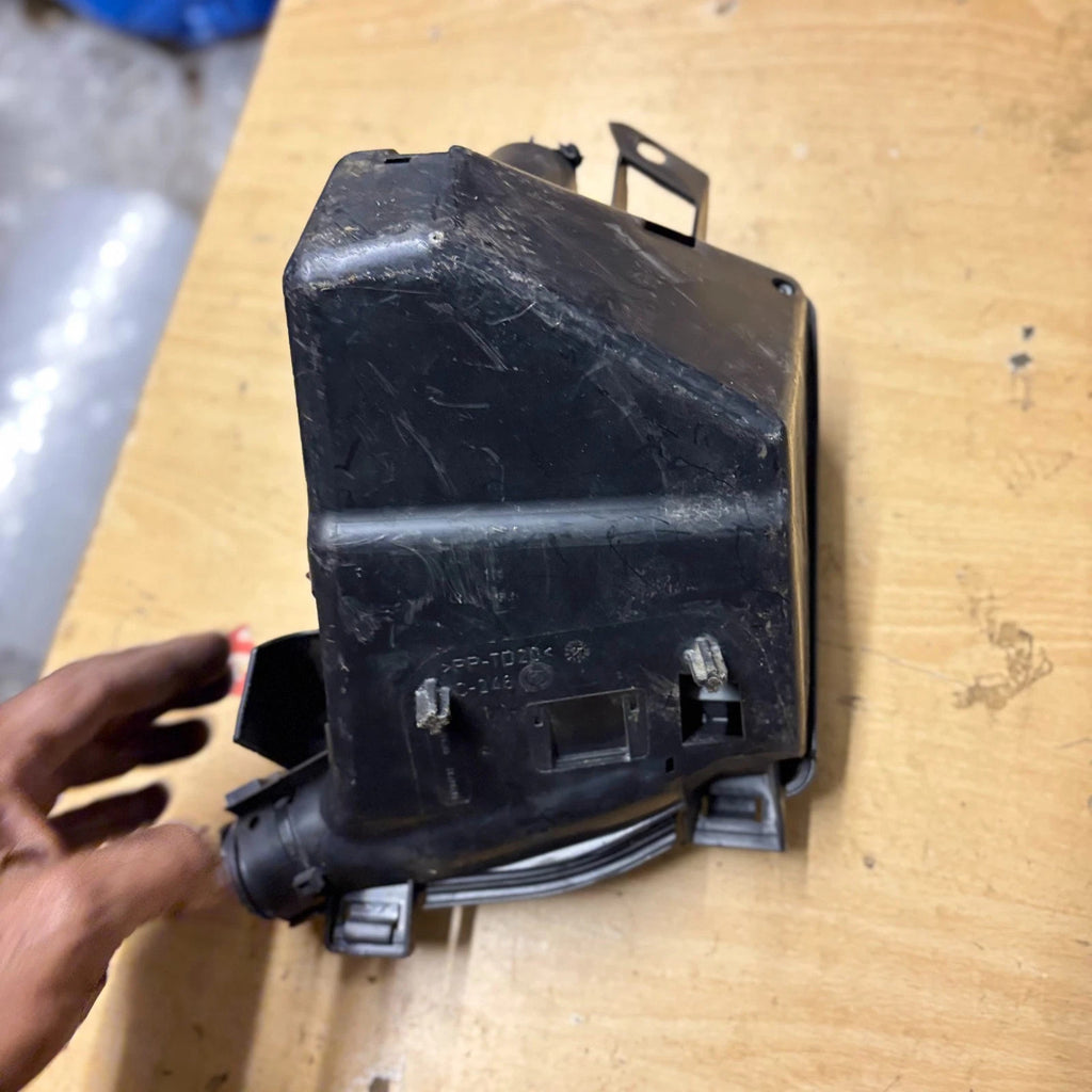Fiat 500 2009 Engine Bay Fuse Box Relay Box Under Bonnet Power Distribution