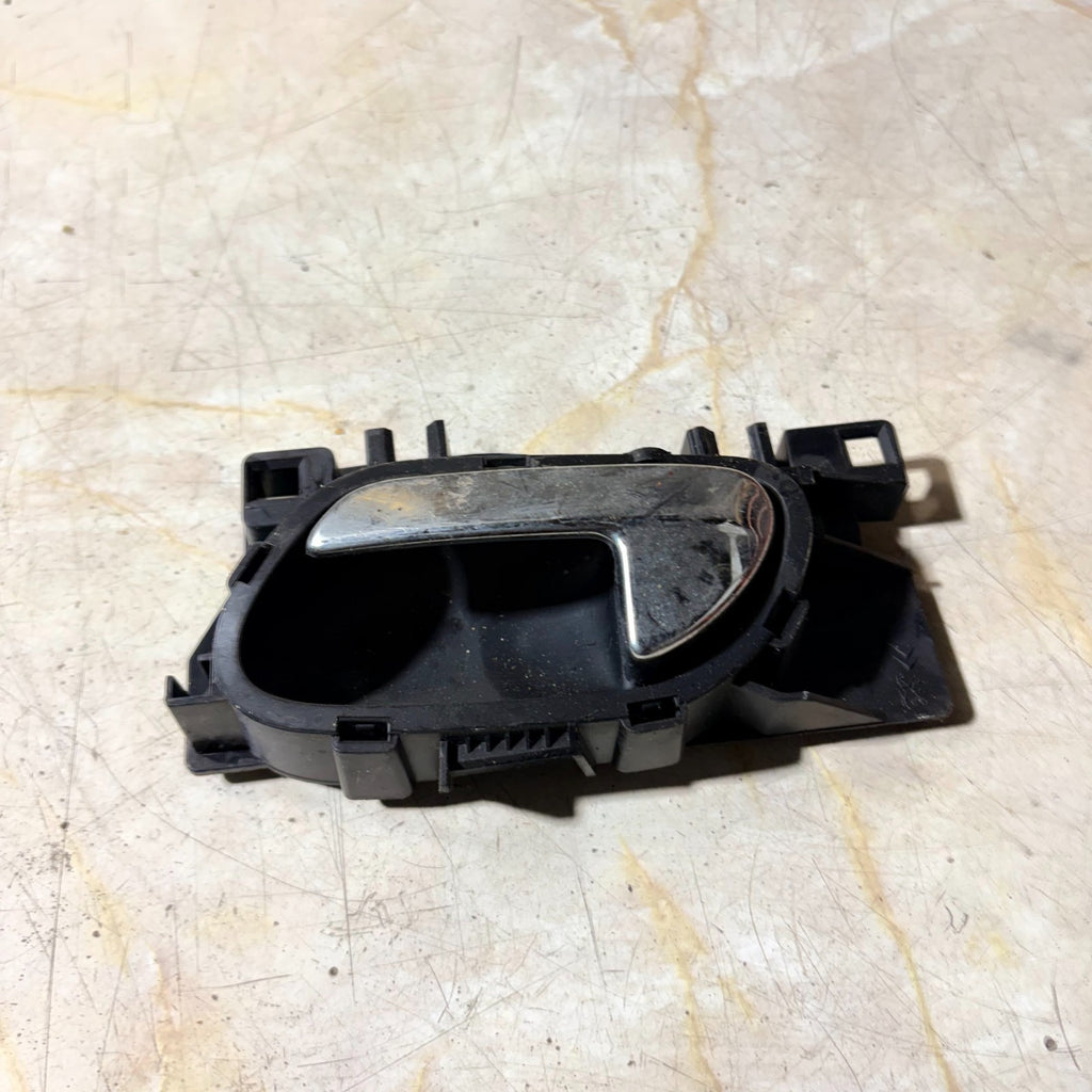 CITROEN C3 VTR PASSENGER SIDE FRONT INTERIOR DOOR HANDLE 2009-2016