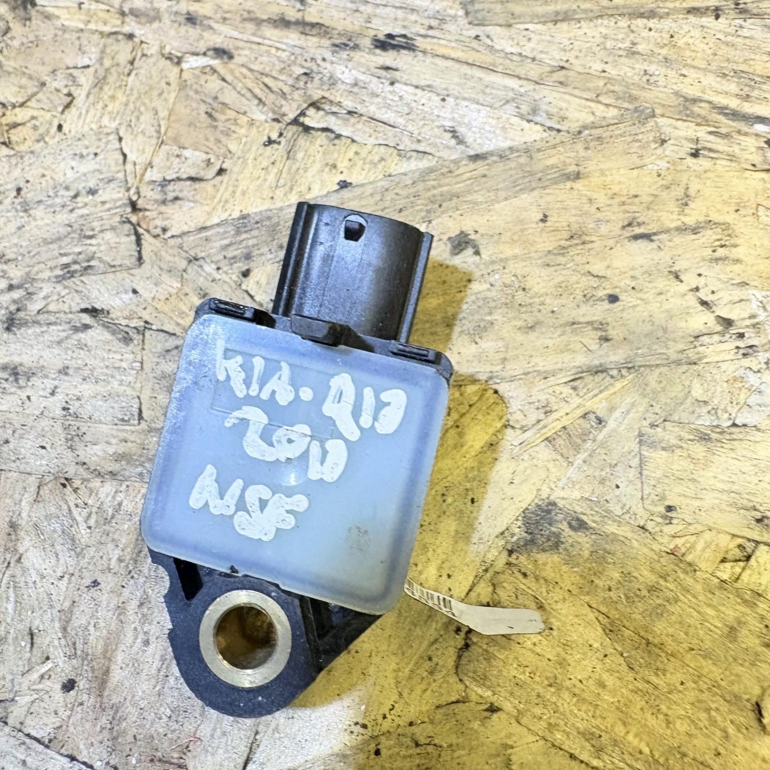 Kia Rio 2011-2017 Passenger Front Crash Sensor 95920-3K000