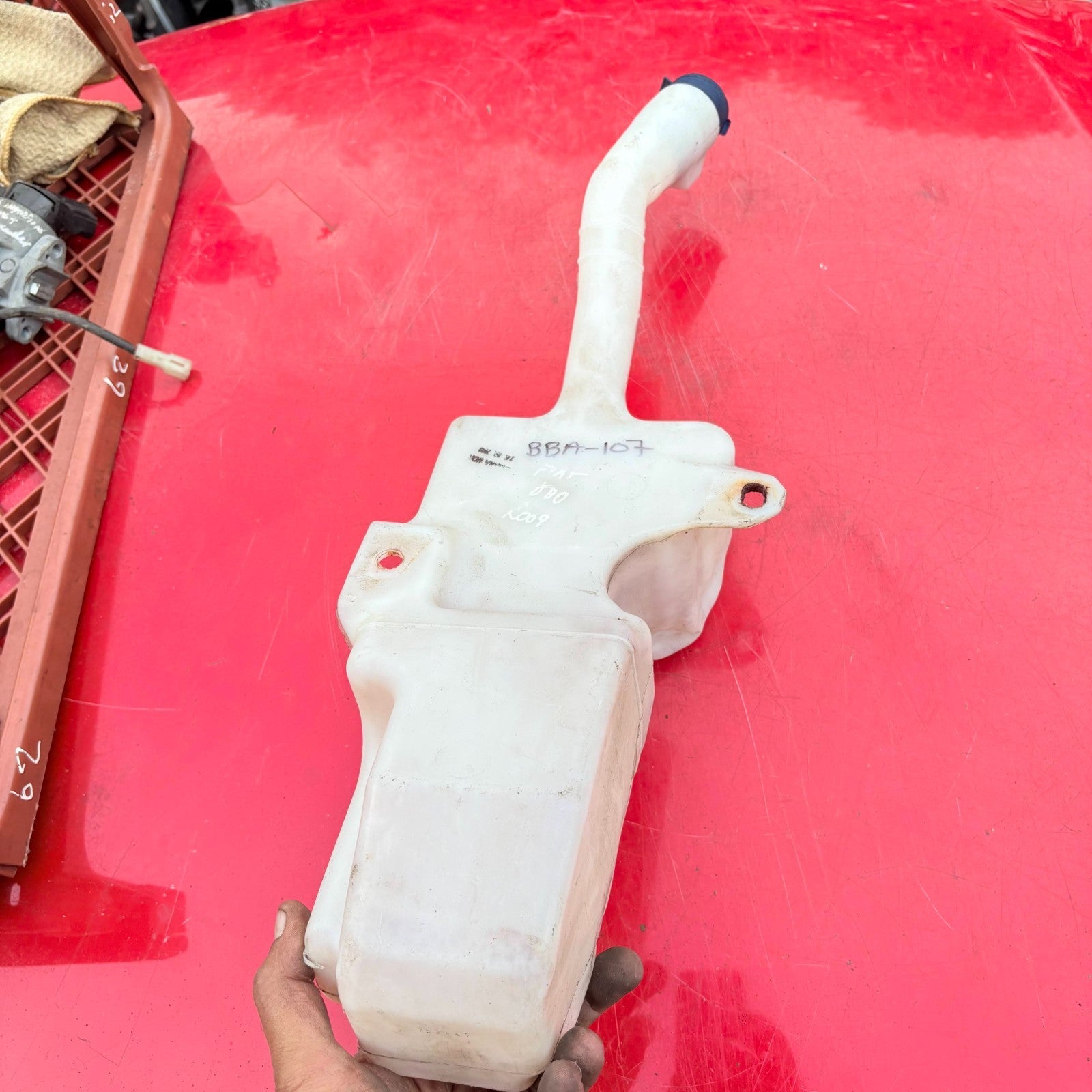 Fiat 500 (312) 2007-2015 Windscreen Washer Bottle Reservoir + Pump 71740942