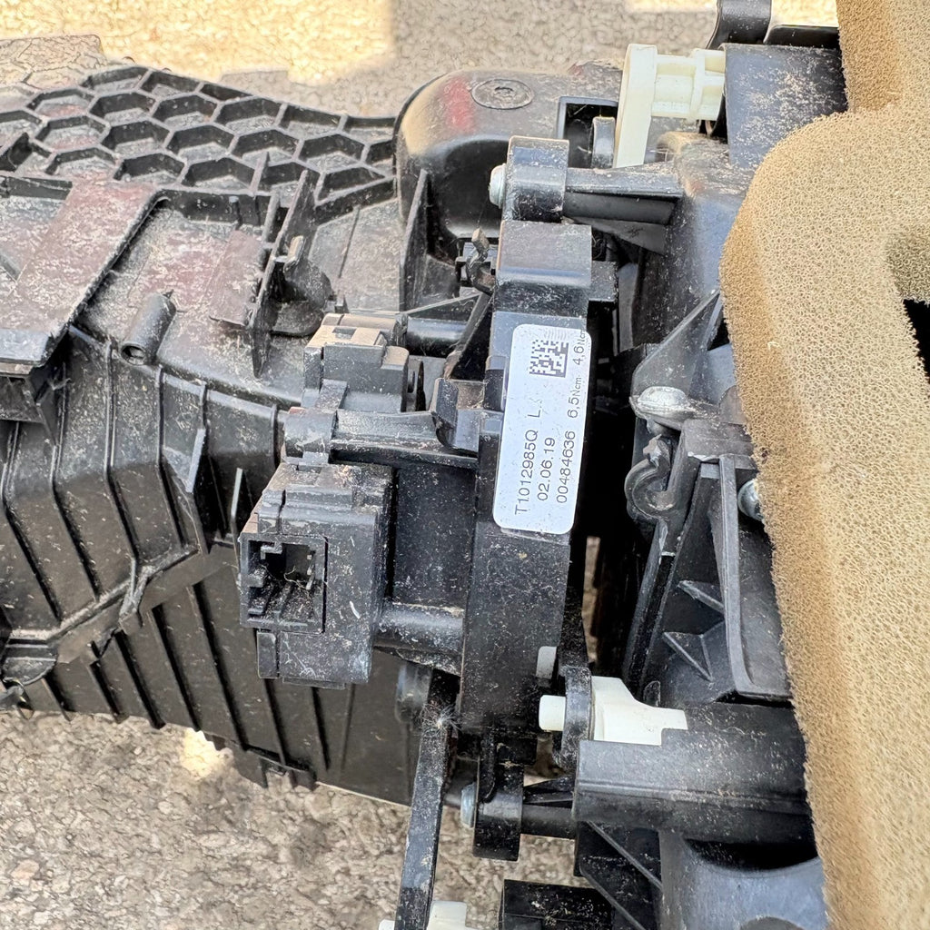 BMW 4 SERIES 118i 2019-HEATER UNIT BLOWER BOX 9197710