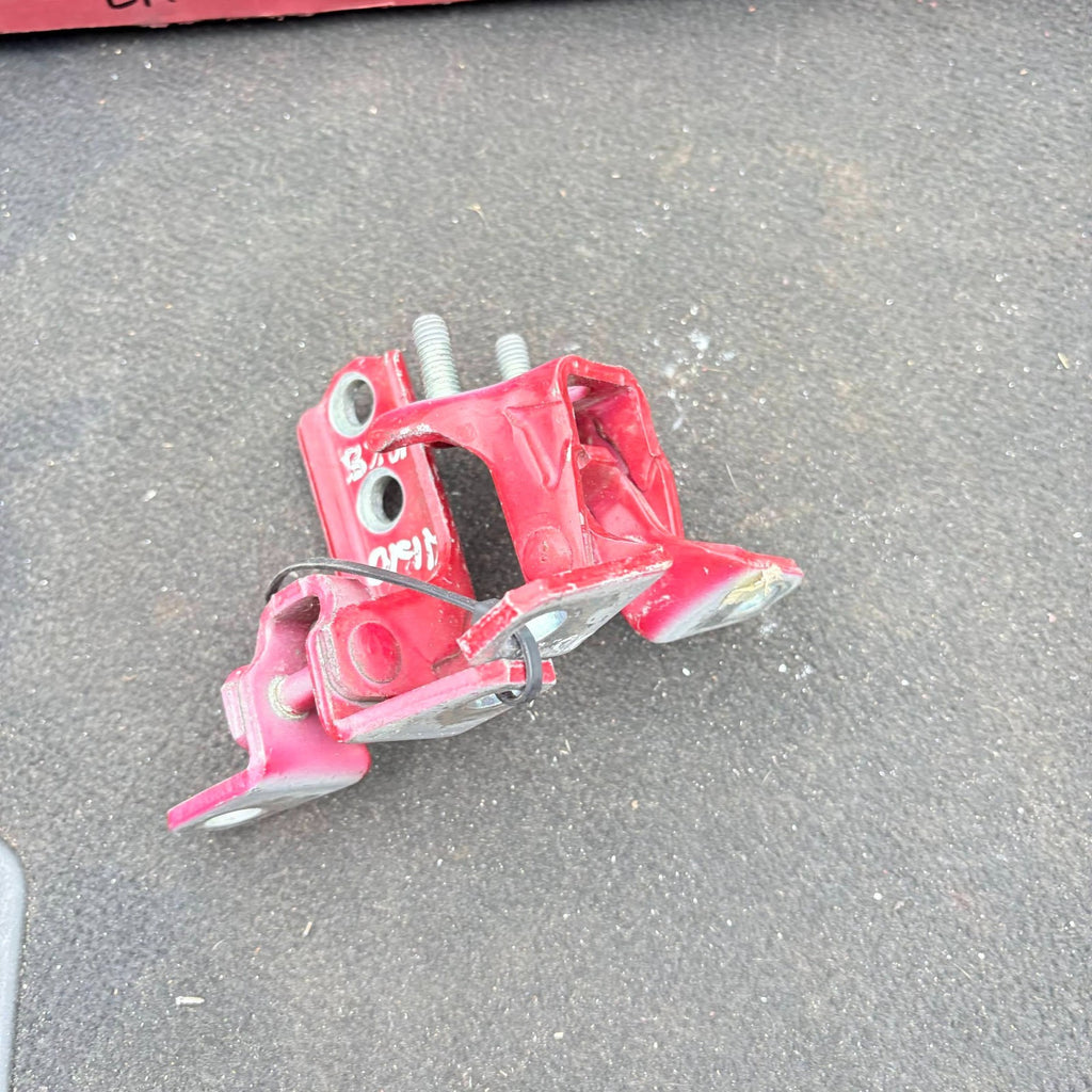 2010 MITSUBISHI LANCER GS2 OSR REAR DRIVER RIGHT SIDE DOOR HINGES PAIR