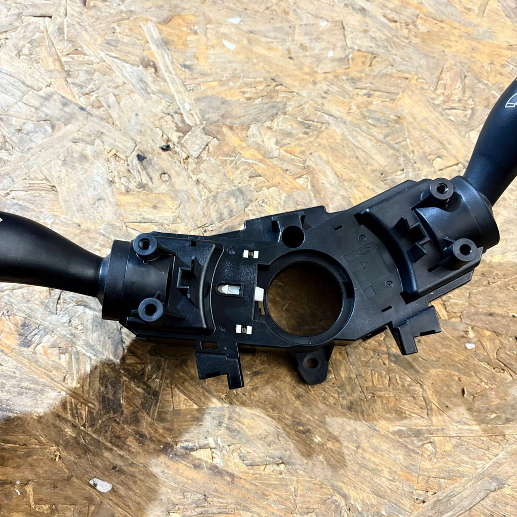 Kia Sportage Mk4 QL 2016-2021 Indicator Wiper Combination Stalk 93404-F1960