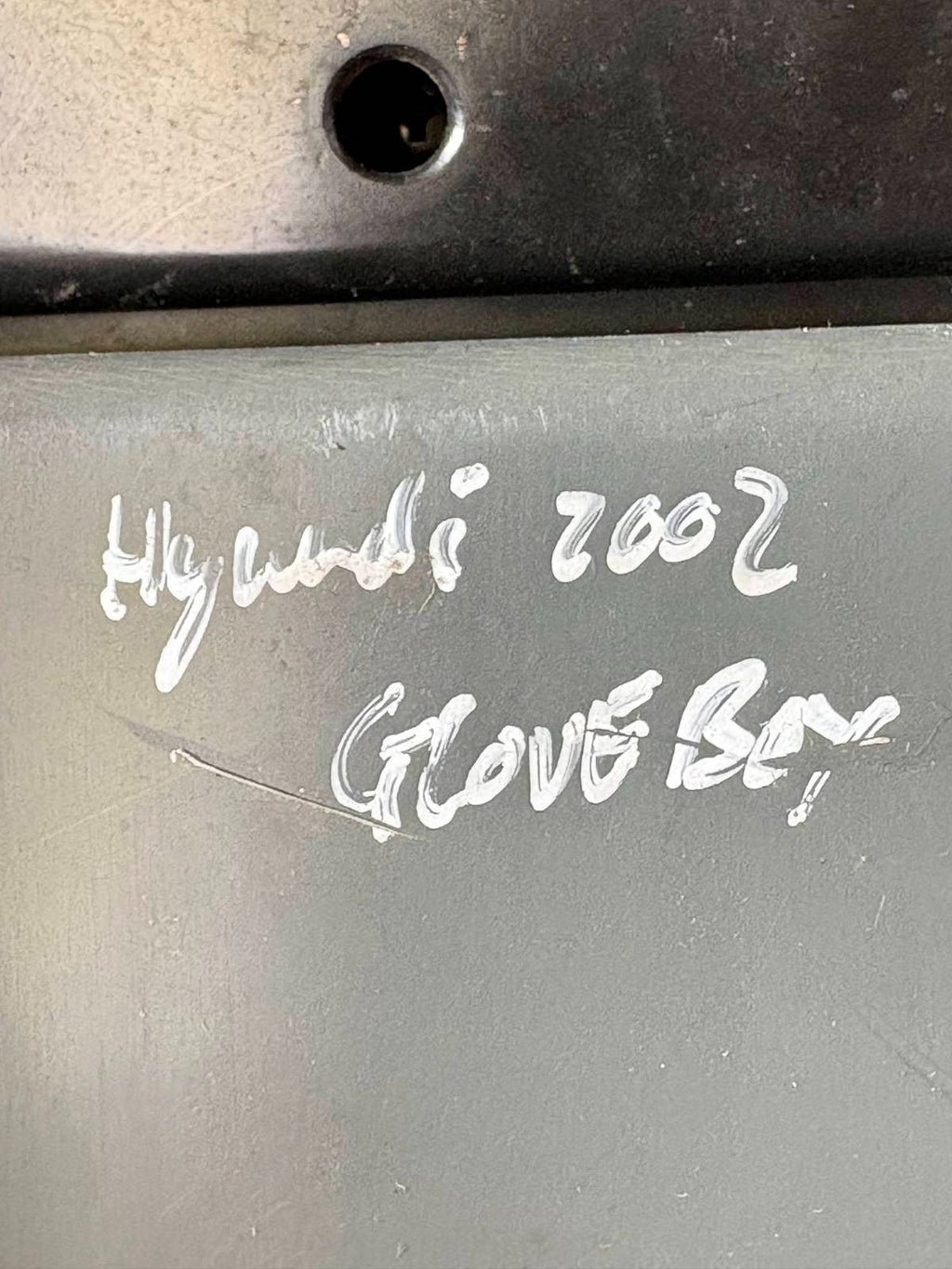 HYUNDAI 2002-2004 GLOVE BOX STORAGE COMPARTMENT 84511-1C700