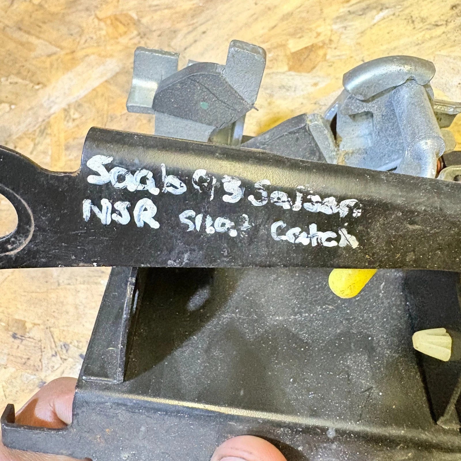Saab 93 2008 Interior Rear Passenger Side Seat Latch Handle & Cable LH