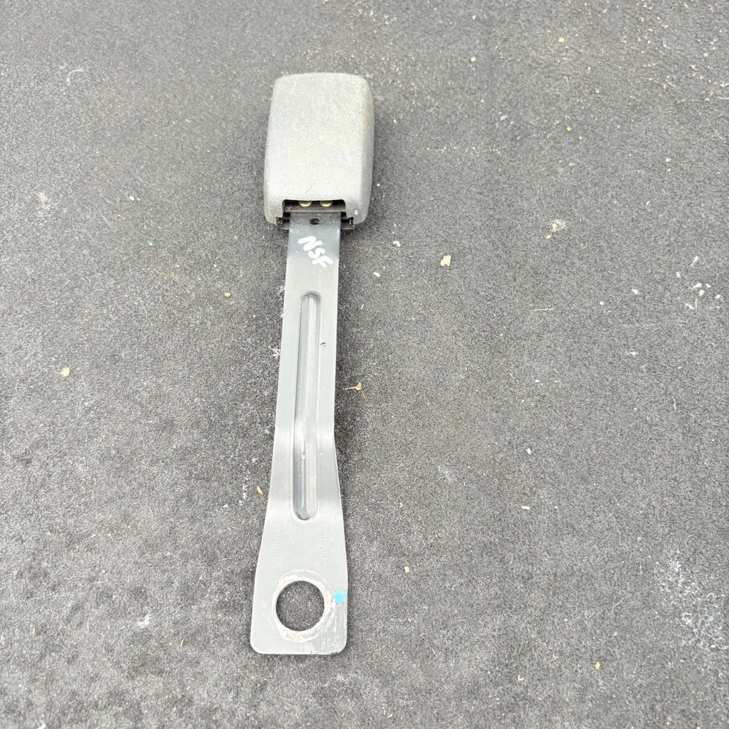 SUZUKI SWIFT FRONT PASSENGER SEAT BELT STALK BUCKLE E034501