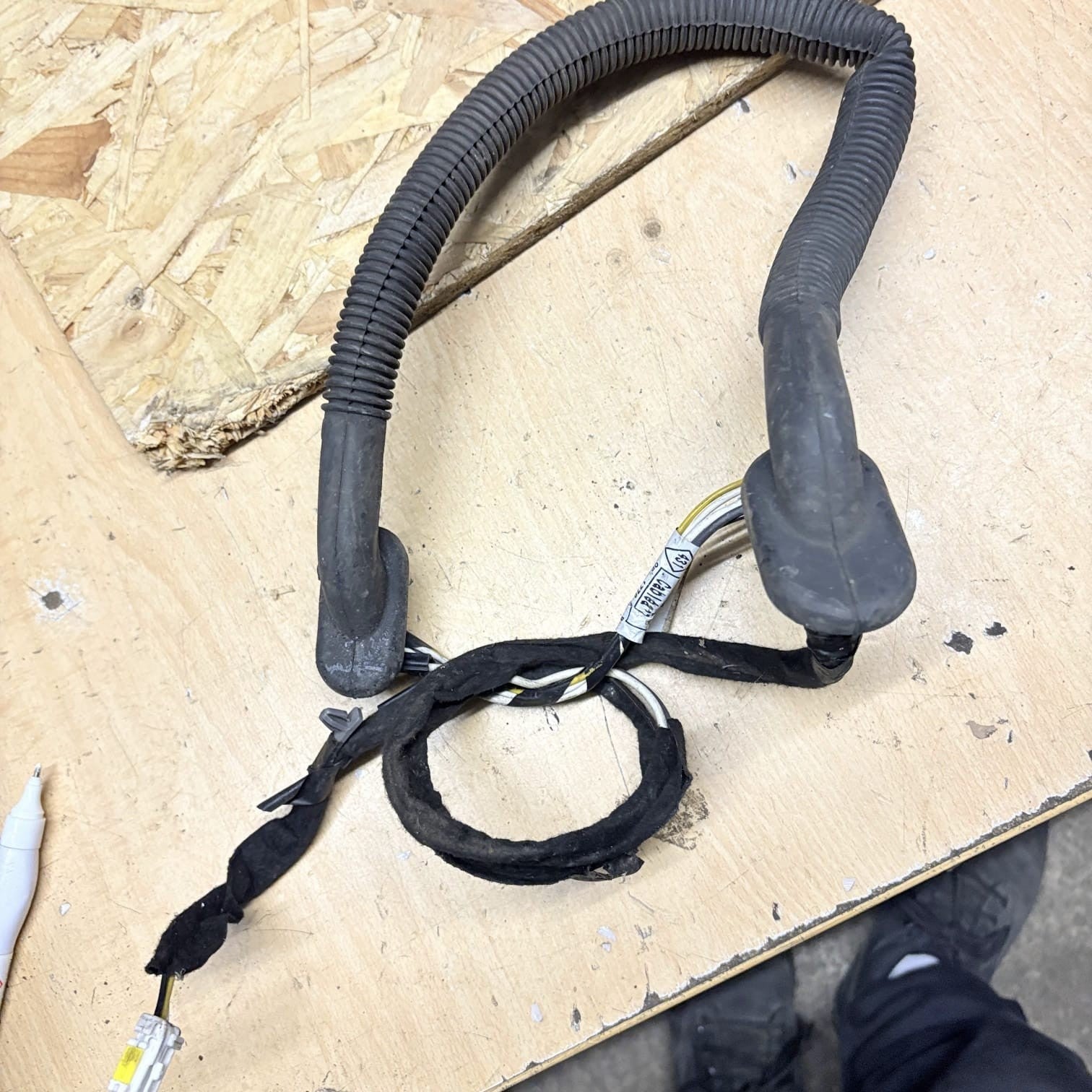 Renault Trafic Mk2 FL 2006-2014 Wiring Cable Harness 2.0 Diesel 93852490