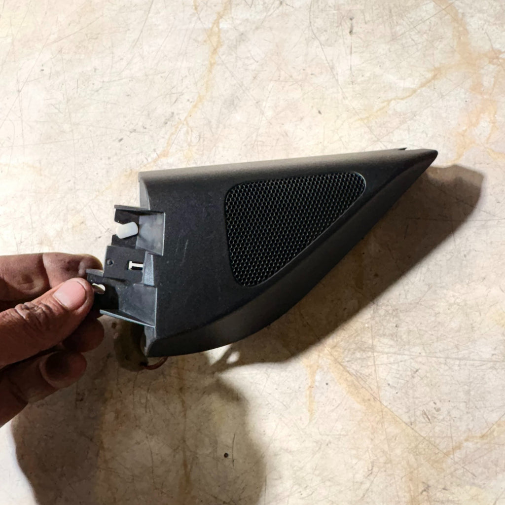 VW Passat B6 2005-2010 Front Door Tweeter Speaker Sail Panel Trim LH 3C0837993