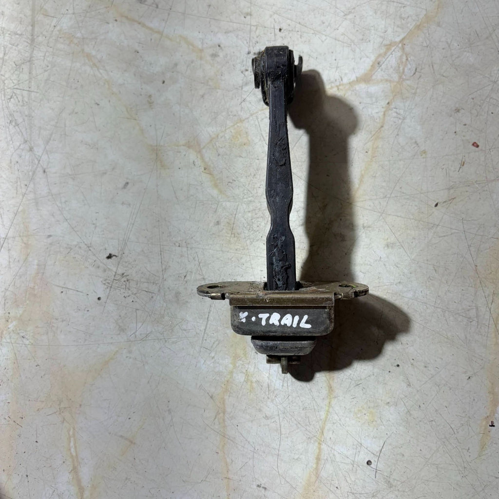 NISSAN X-TRAIL 2004 O/S/R DRIVER SIDE REAR DOOR STOP STRAP CHECK