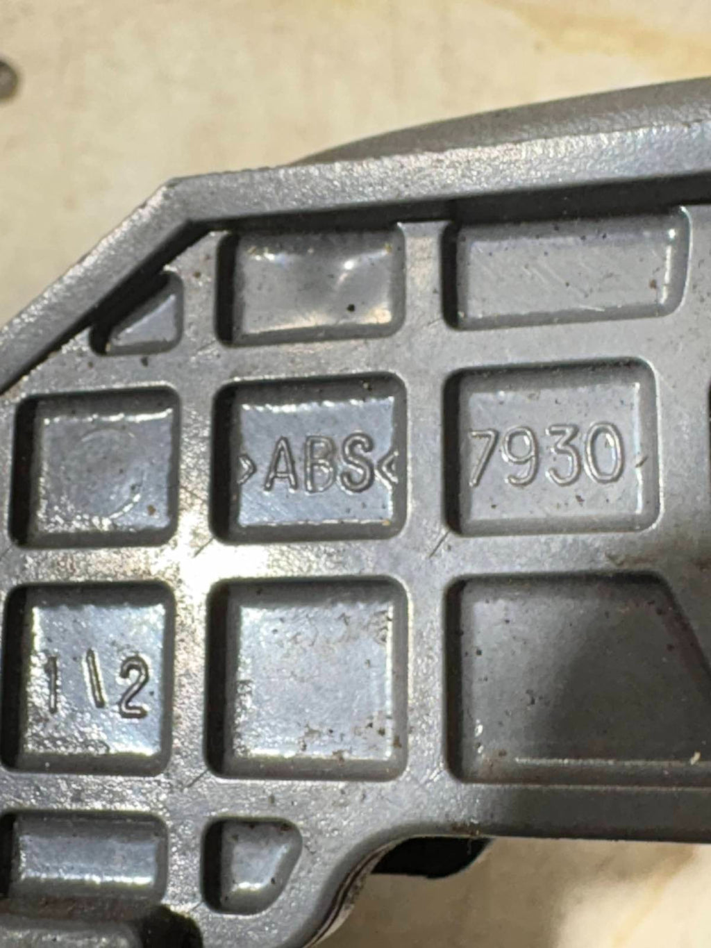 05-09 TOYOTA AYGO MK1 NSF LEFT FRONT INTERIOR WINDOW SWITCH ABS7930