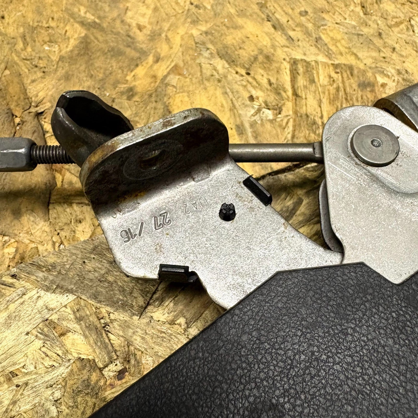 VW Polo Mk4 1999-2005 Handbrake Lever Mechanism 1J0947561