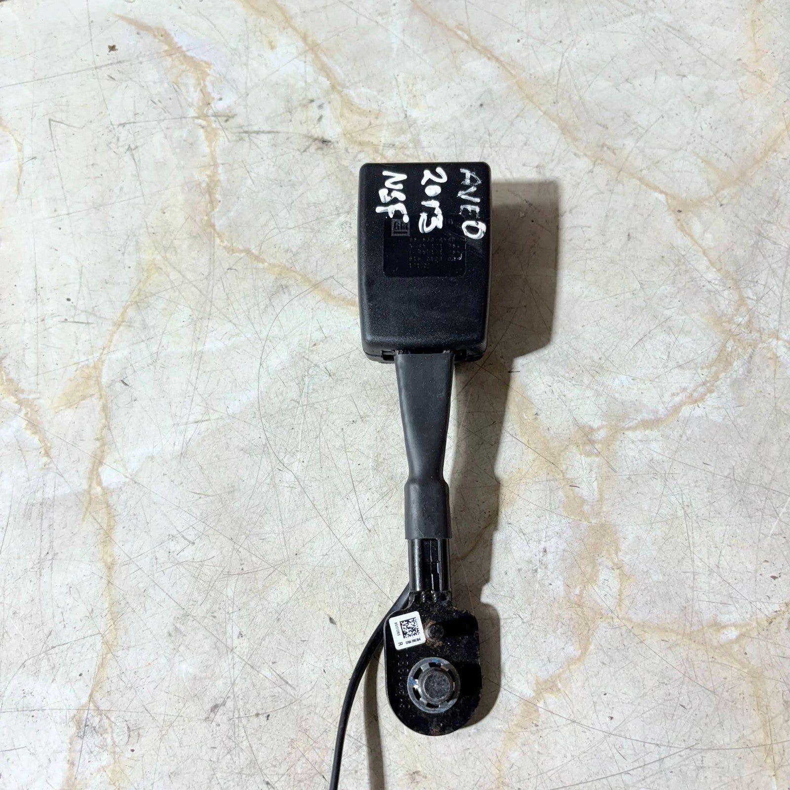 CHEVROLET AVEO 2011-2020 T300 FRONT PASSENGER LEFT SEAT BELT BUCKLE ANCHOR STALK