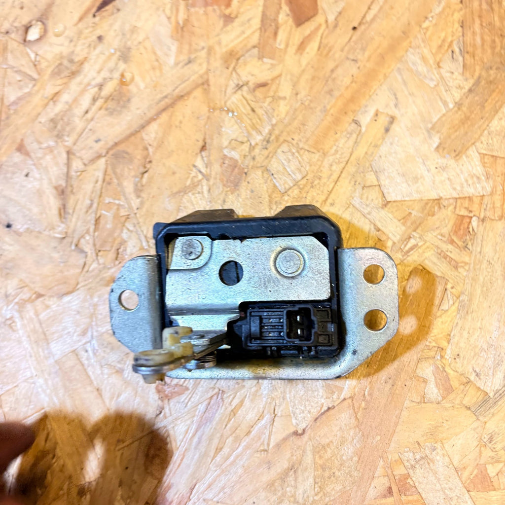 CHEVROLET SPARK LT Mk1 Boot Tailgate Lock Catch