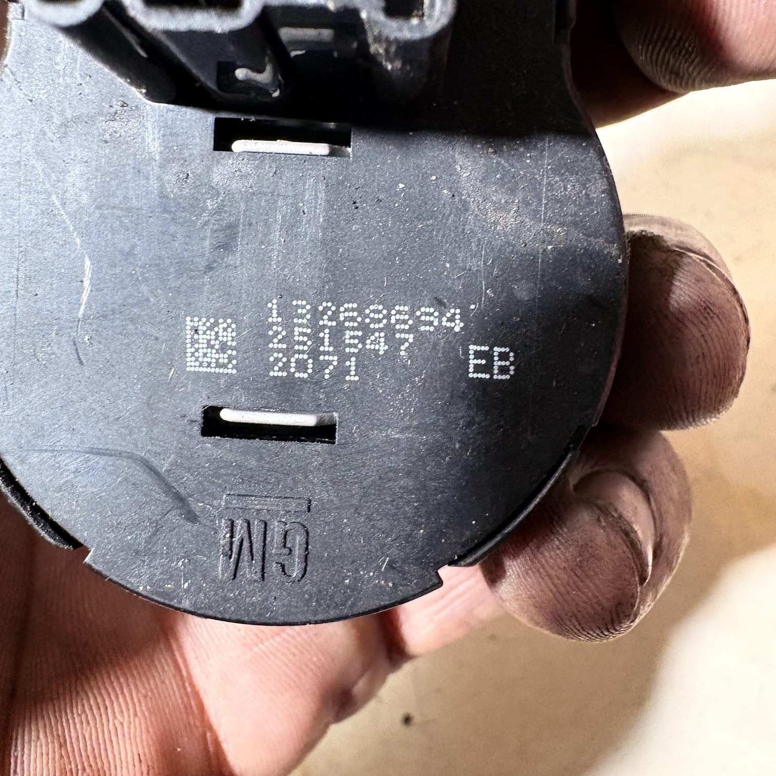 VAUXHALL INSIGNIA 2010 1.8L PETROL Headlight Switch Control On Off 13268694