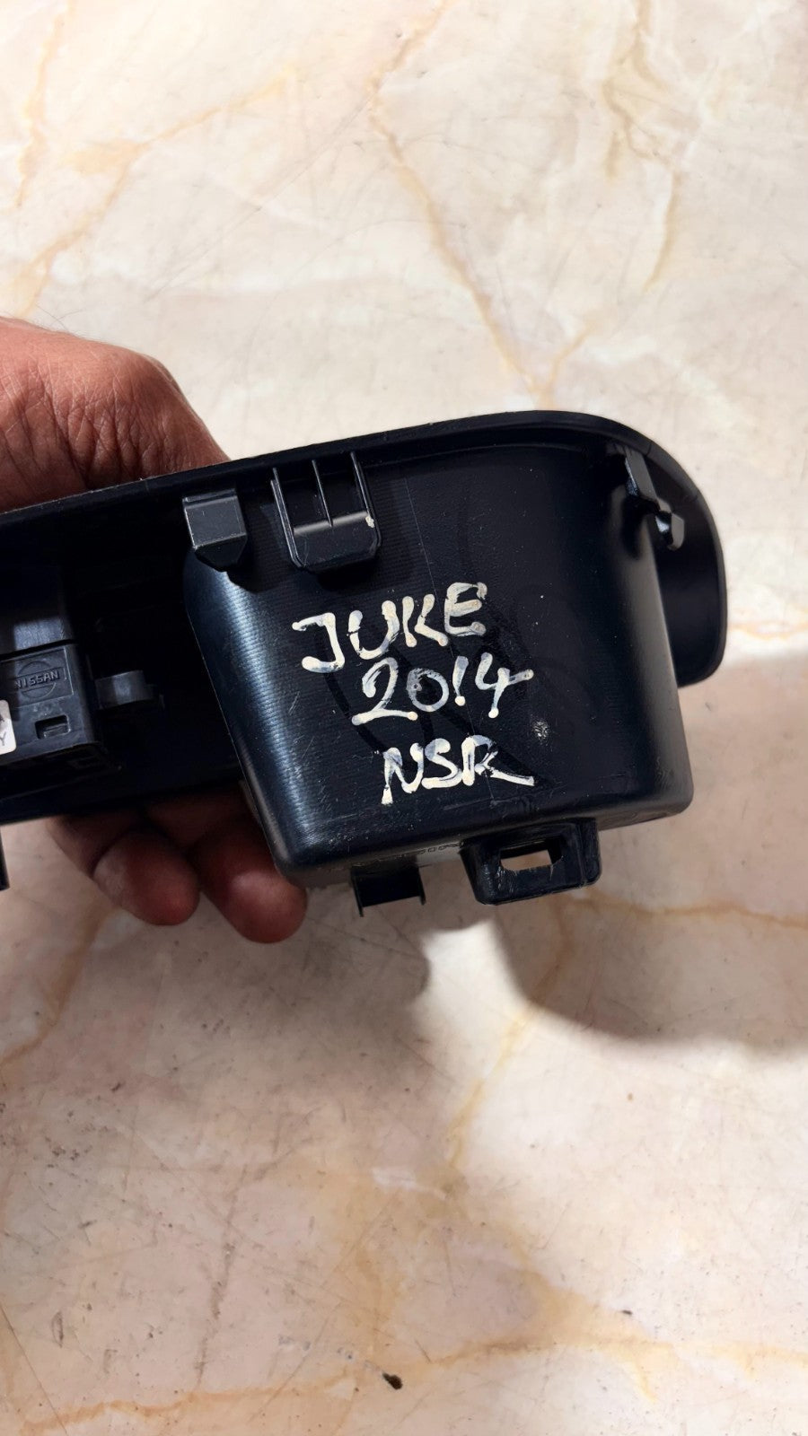 2014 NISSAN JUKE LEFT REAR INTERIOR WINDOW SWITCH