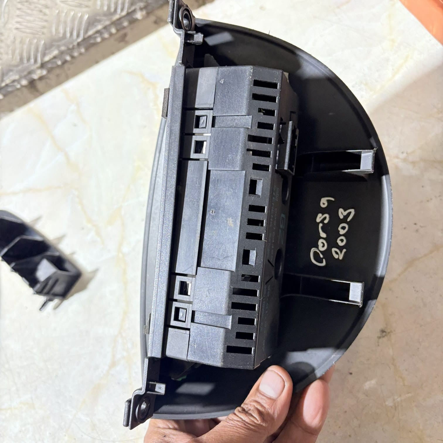 Opel Corsa C (F08, F68) 1.2 on-board computer display 009164455 5WK70005 2003