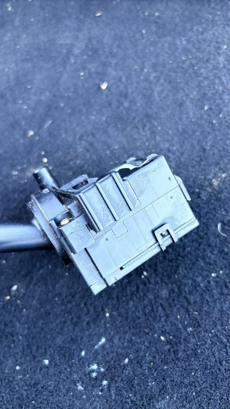 Suzuki ESwift VVT 2000-2010 Wiper Switch Stalk