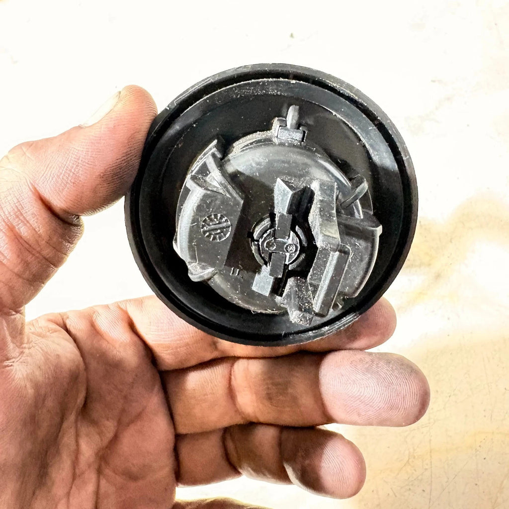 Fuel Cap Compatible with Citroen C2 C3 1st Series With Key