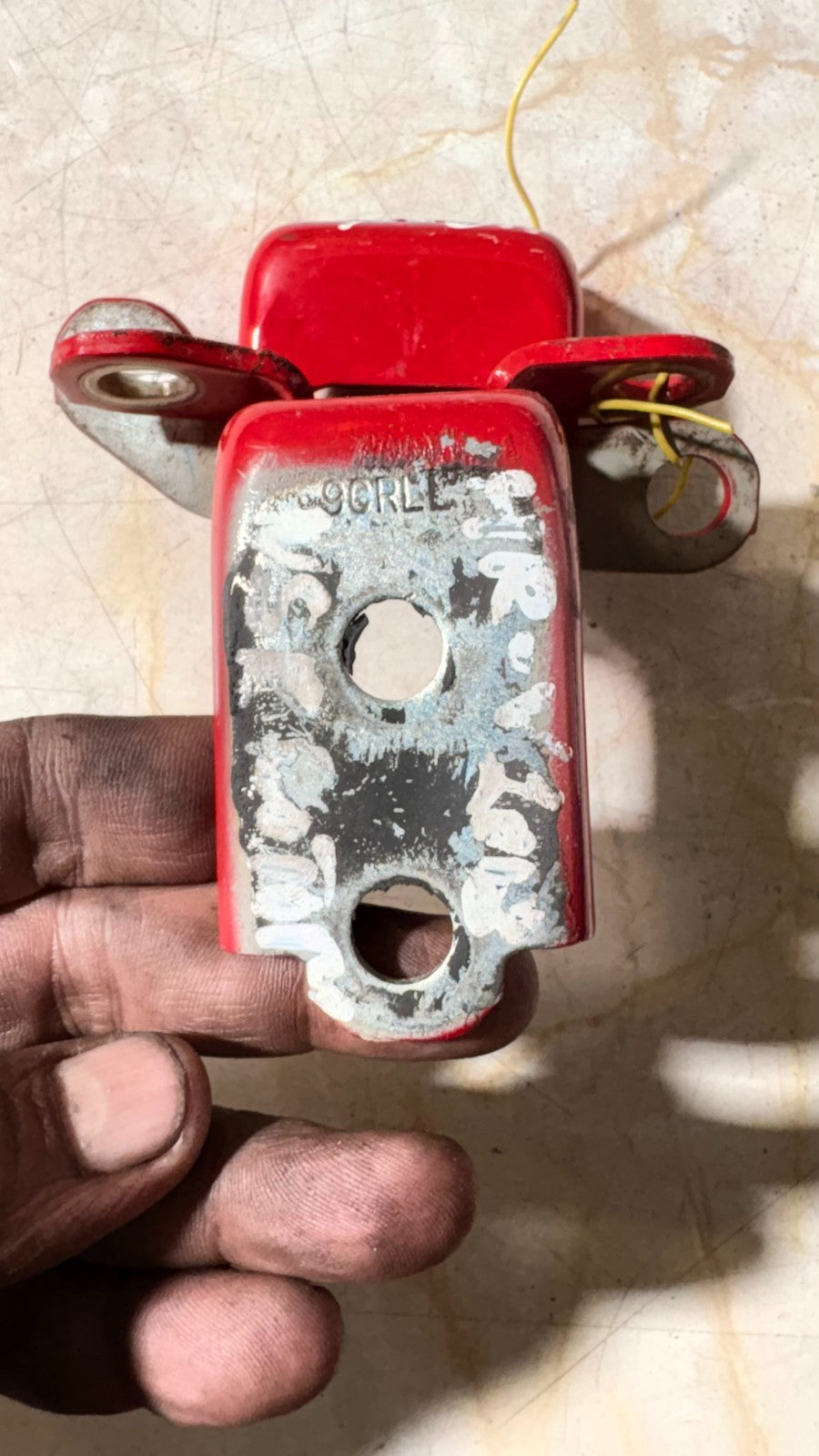 HONDA HR-V 2018 DOOR HINGE RED