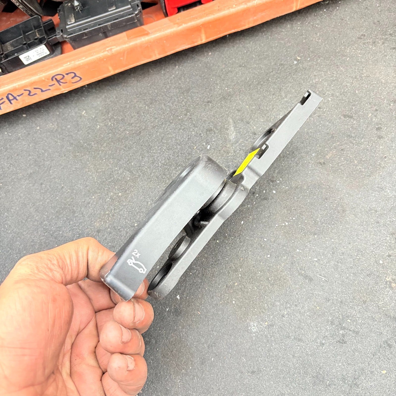 BMW 1 2 3 4 Series F20 F30 F32 Right Bonnet Hood Pull Release Lever Handle 2018