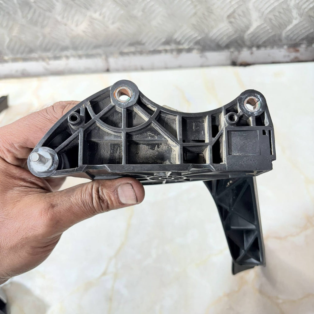 2018 JAGUAR E-PACE X540 ACCELERATOR THROTTLE PEDAL FK72-9F836-BC