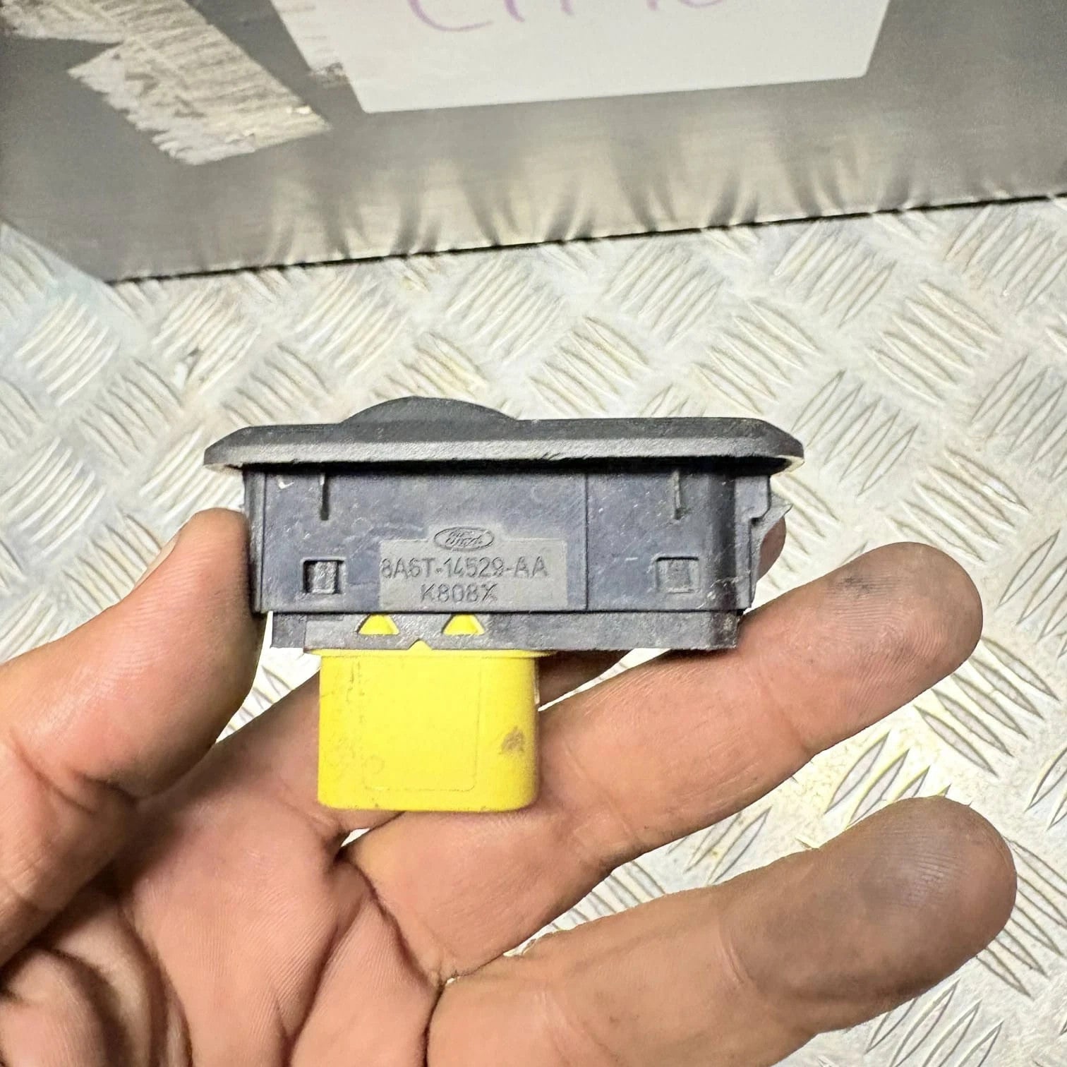 Power Window Control Switch 8A6T14529AA Replacement For Fiesta VI 1.25 2010