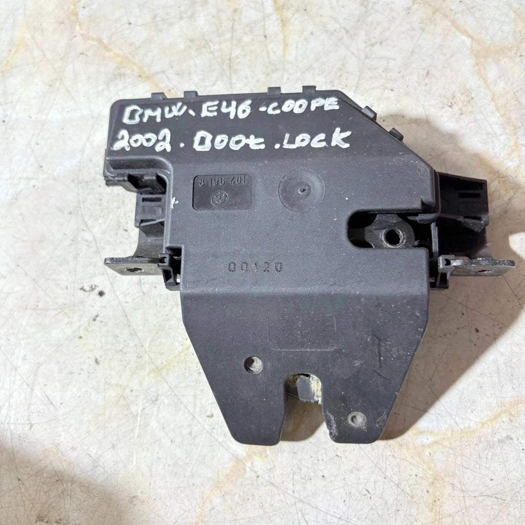 2002 BMW E46 COUPE LOCK TAILGATE 8 196 401