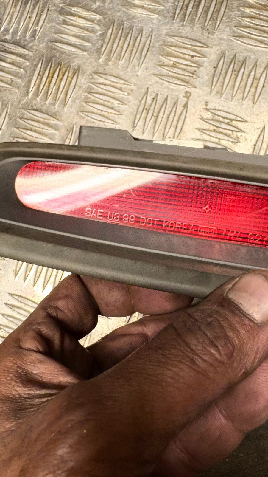 Hyundai Santa Fe 3rd Auxiliary Brake Light 92750-260 2010