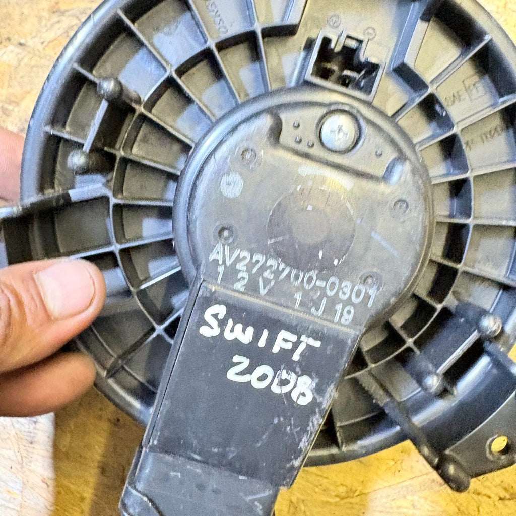 SUZUKI SWIFT 2008 HEATER FAN BLOWER MOTOR AV272700-0301