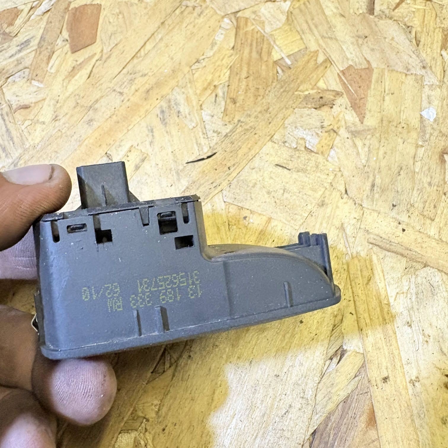 Vauxhall Corsa D 2006-2014 Passenger Front Left Side Window Switch 13189333RW