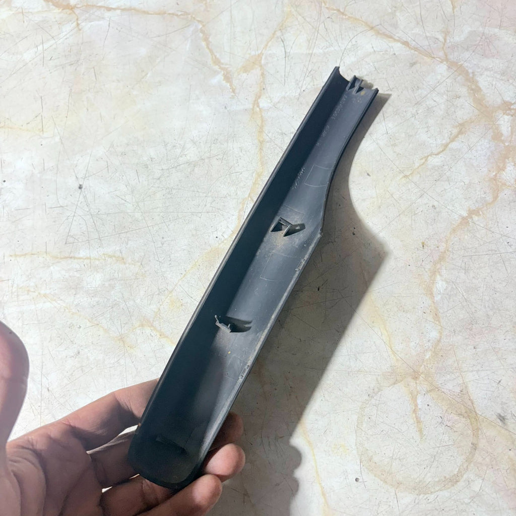 Mercedes-Benz W123 Cover Roof Rails Rear Left A1638490503