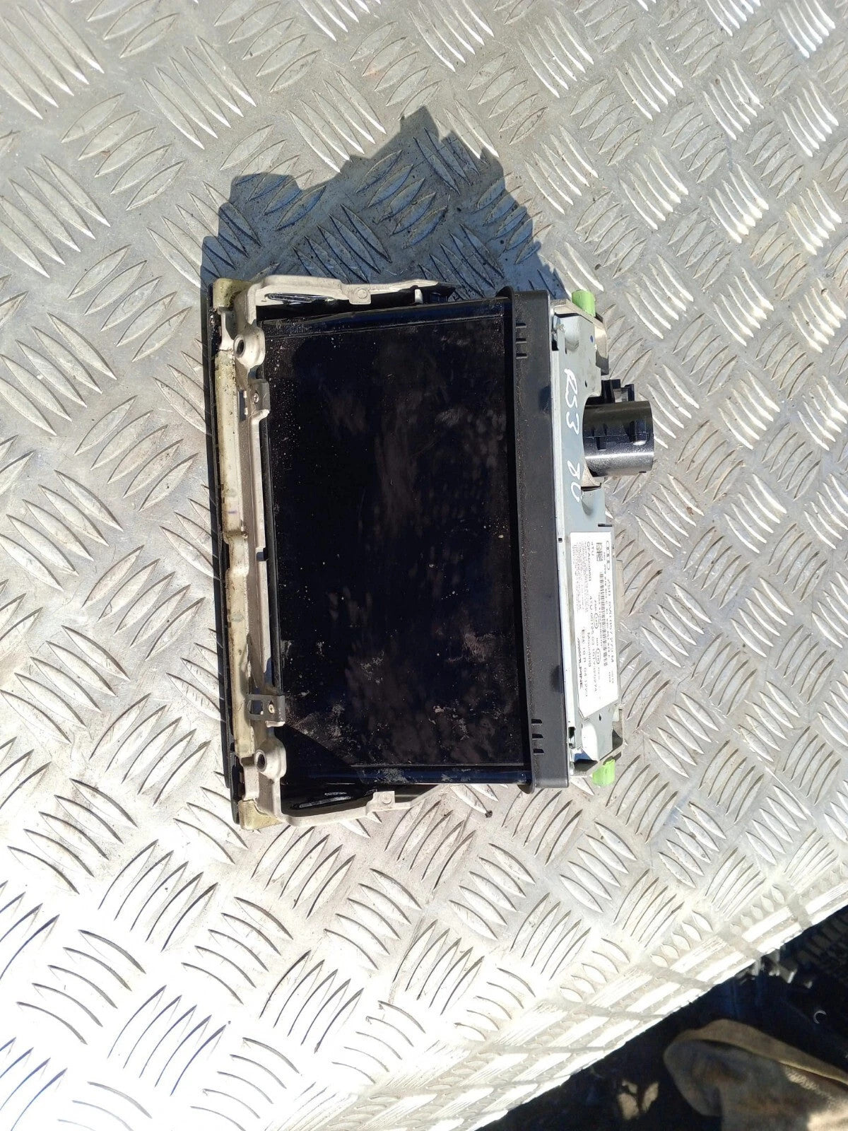 AUDI A3 8V ALPINE CENTRAL INFORMATION DISPLAY SCREEN 8V0857273M