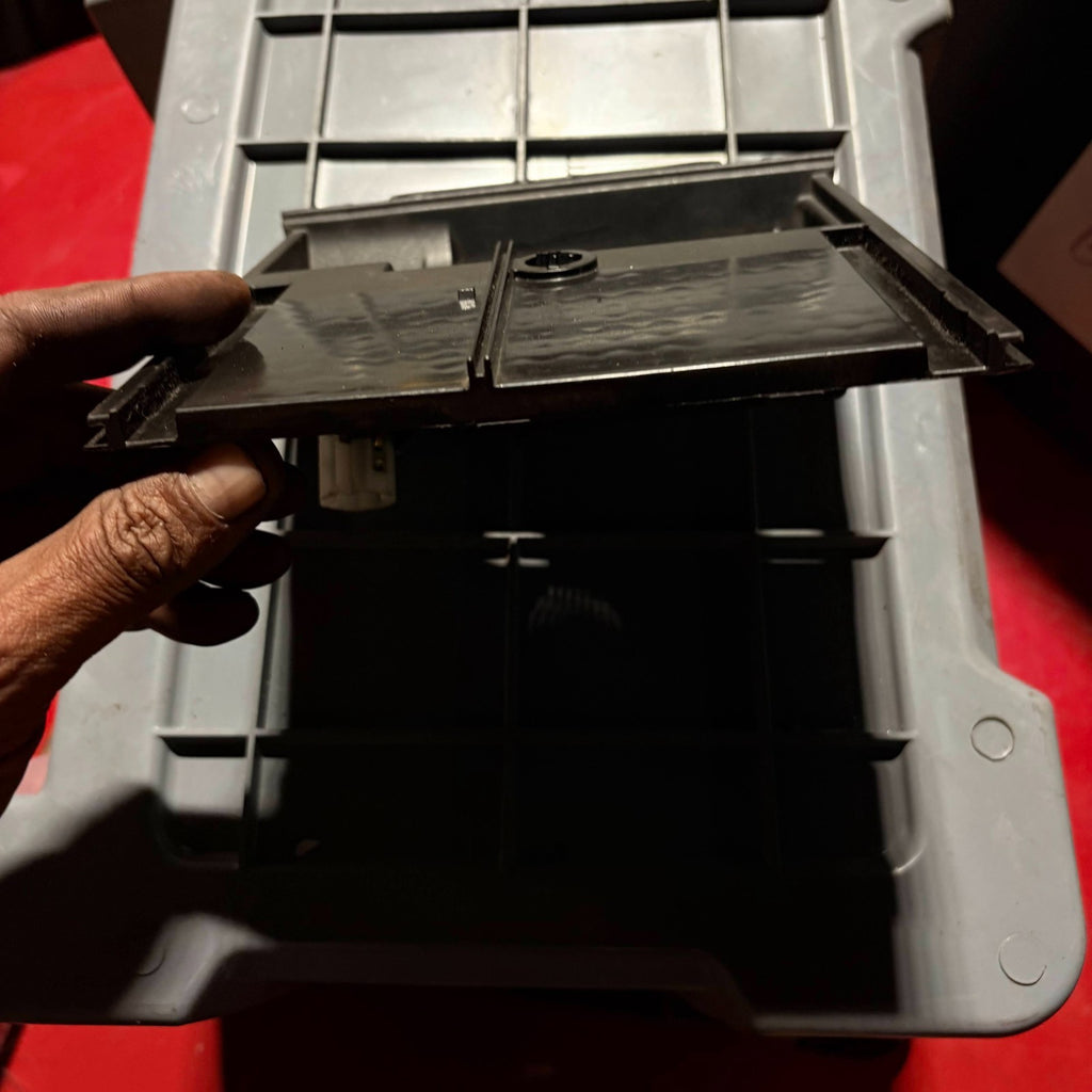 SKODA SUPERB 2009 FACELIFT ASHTRAY CENTRE CONSOLE 3T0857962 2013-2015
