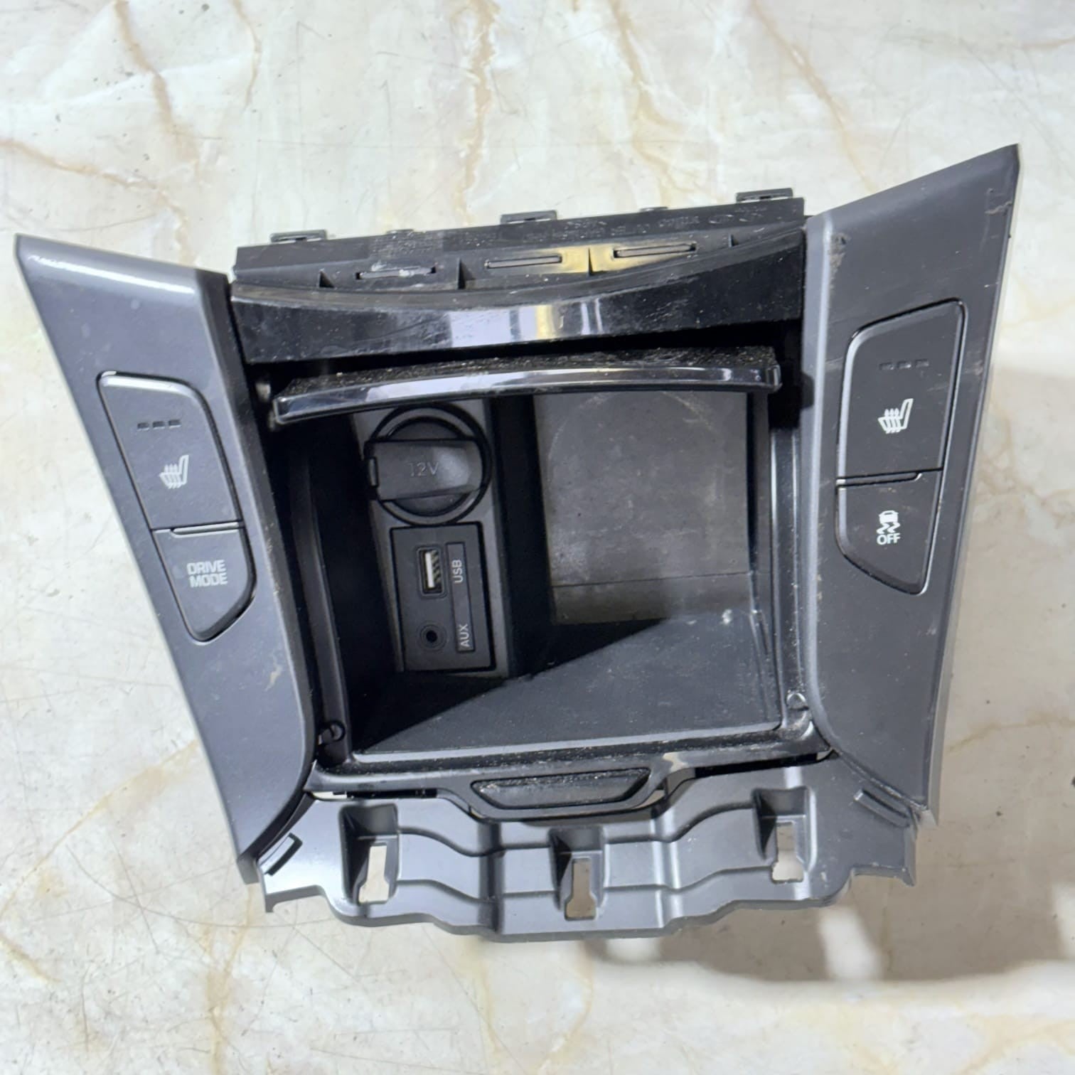 Hyundai i40 Centre Console Storage Box 2015-2019 84630-3Z655