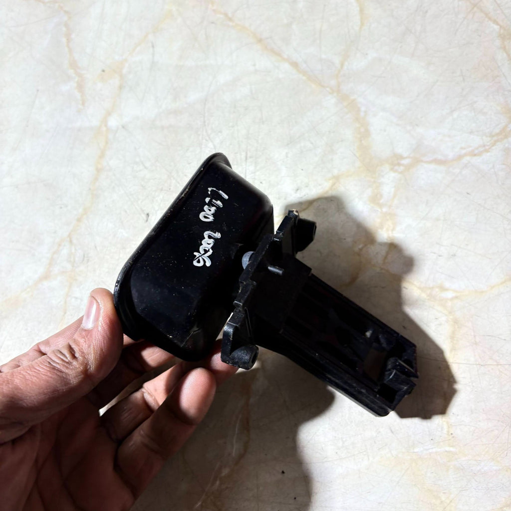 Mercedes C-Class E-Class CLS GLK Parking Brake Release Handle A2044270020 08-18