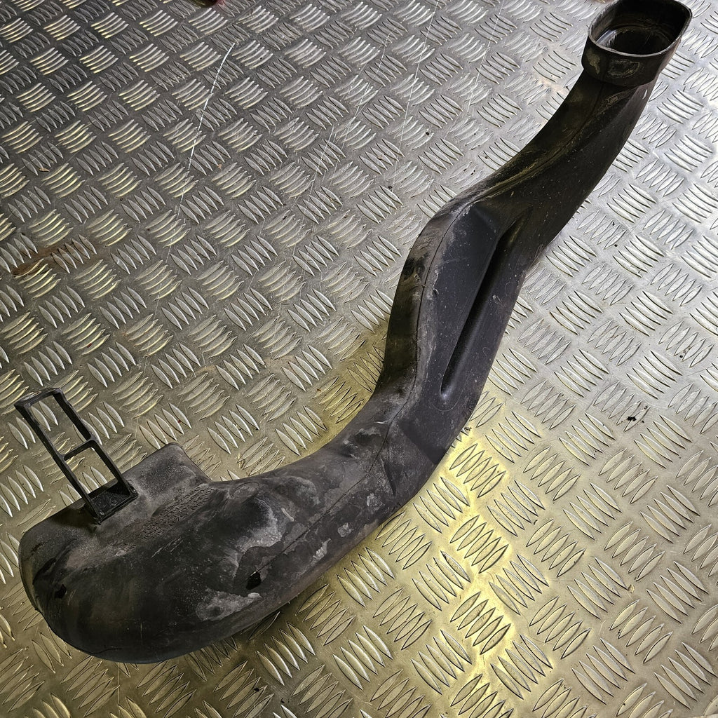 Vauxhall Astra J 2012 1.7 D-AIR INTAKE DUCT HOSE PIPE 315875880
