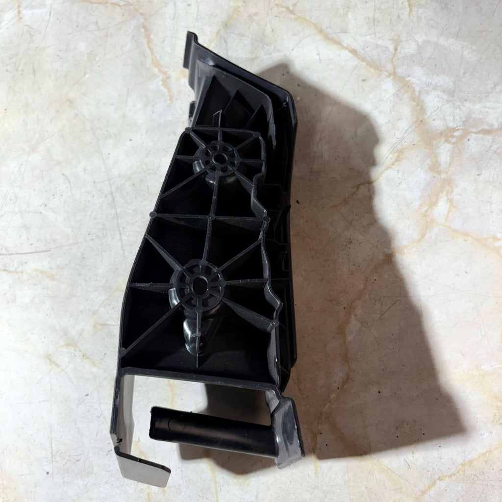 RANGE ROVER EVOQUE L538 11-18 FRONT RIGHT DRIVER SEAT BELT TRIM BJ32-613K36-ABW