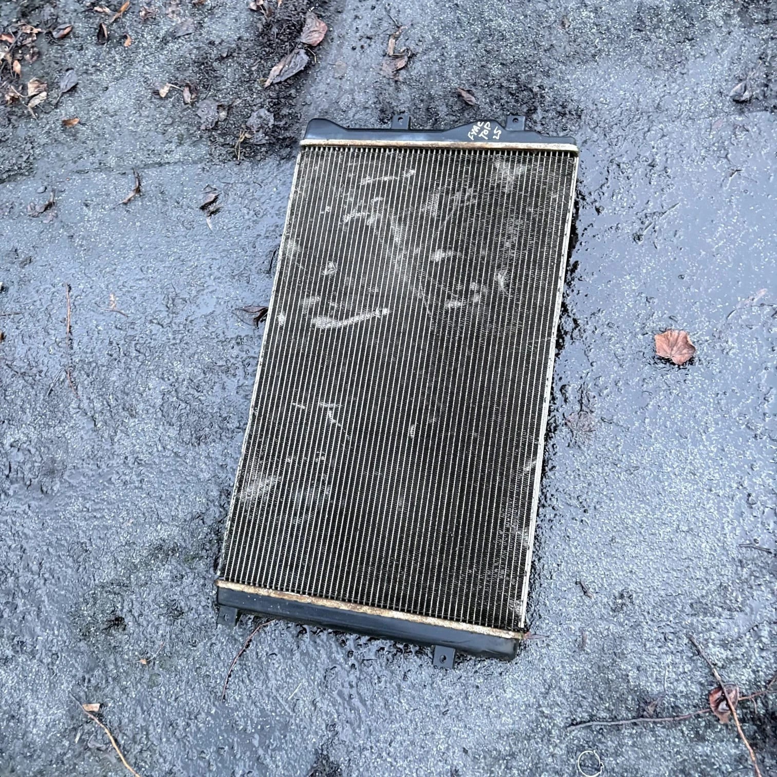VW Passat B6/B7 Radiator 1K0121253H Golf MK5 MK6 A3 8P Octavia Leon Touran